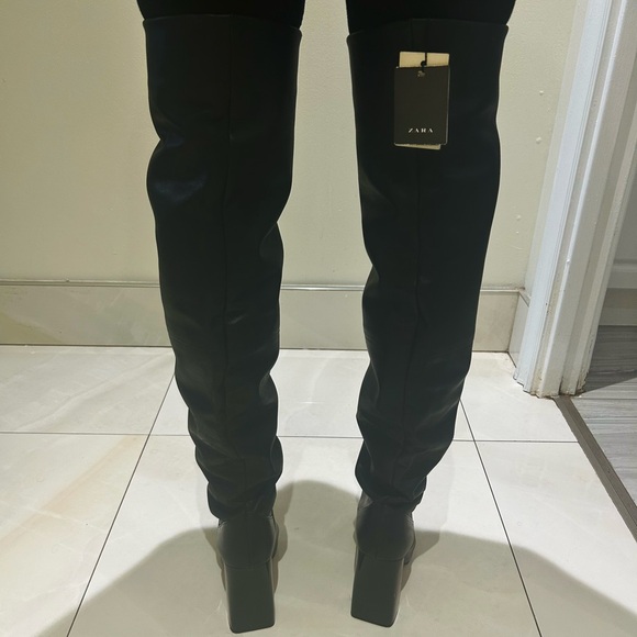 Zara Black baggy leather boots. Size 38. - Picture 7 of 7